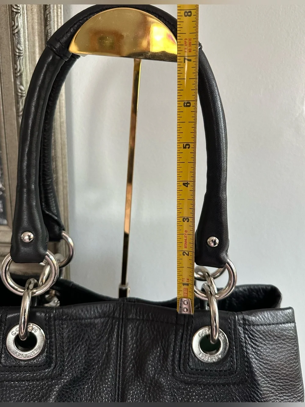 COACH Black Leather Shoulder Tote Bag with Front Pocket Dated 2010